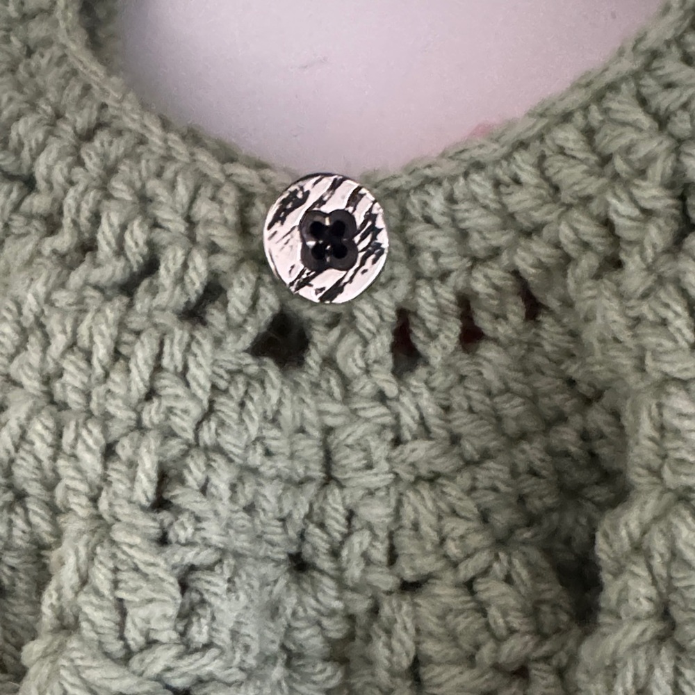 Green Crochet Baby Dress with Pink Flower - Picture 6 of 6